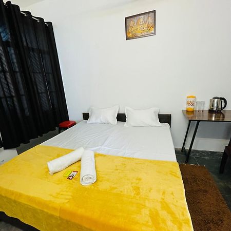 Shree Balaji Homestay Ayodhya Экстерьер фото