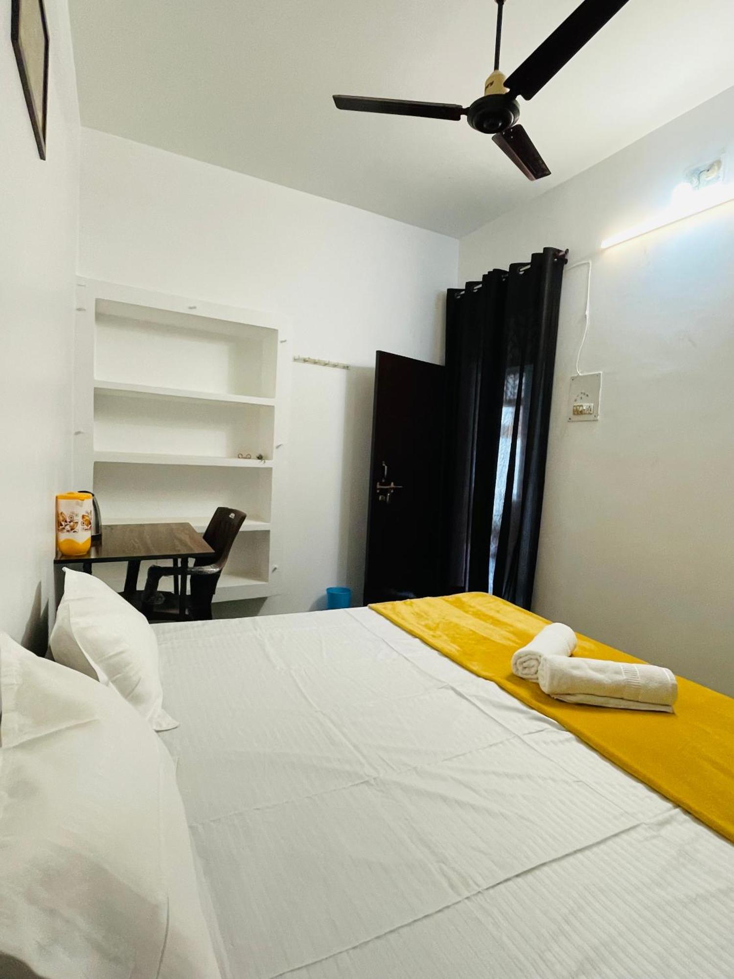 Shree Balaji Homestay Ayodhya Экстерьер фото